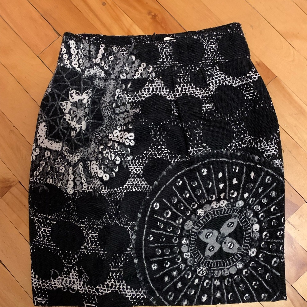 Desigual Monochrome Patterned Pencil Skirt